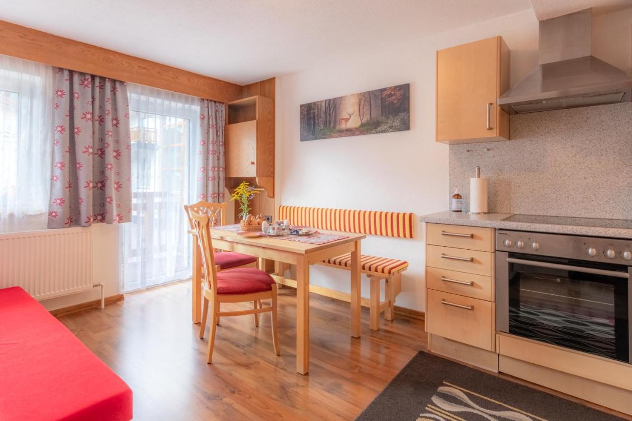 Haus Edmund Apartment Solden Luaran gambar